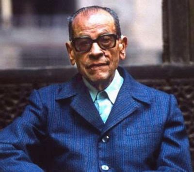 naguib mahfouz wikipedia.